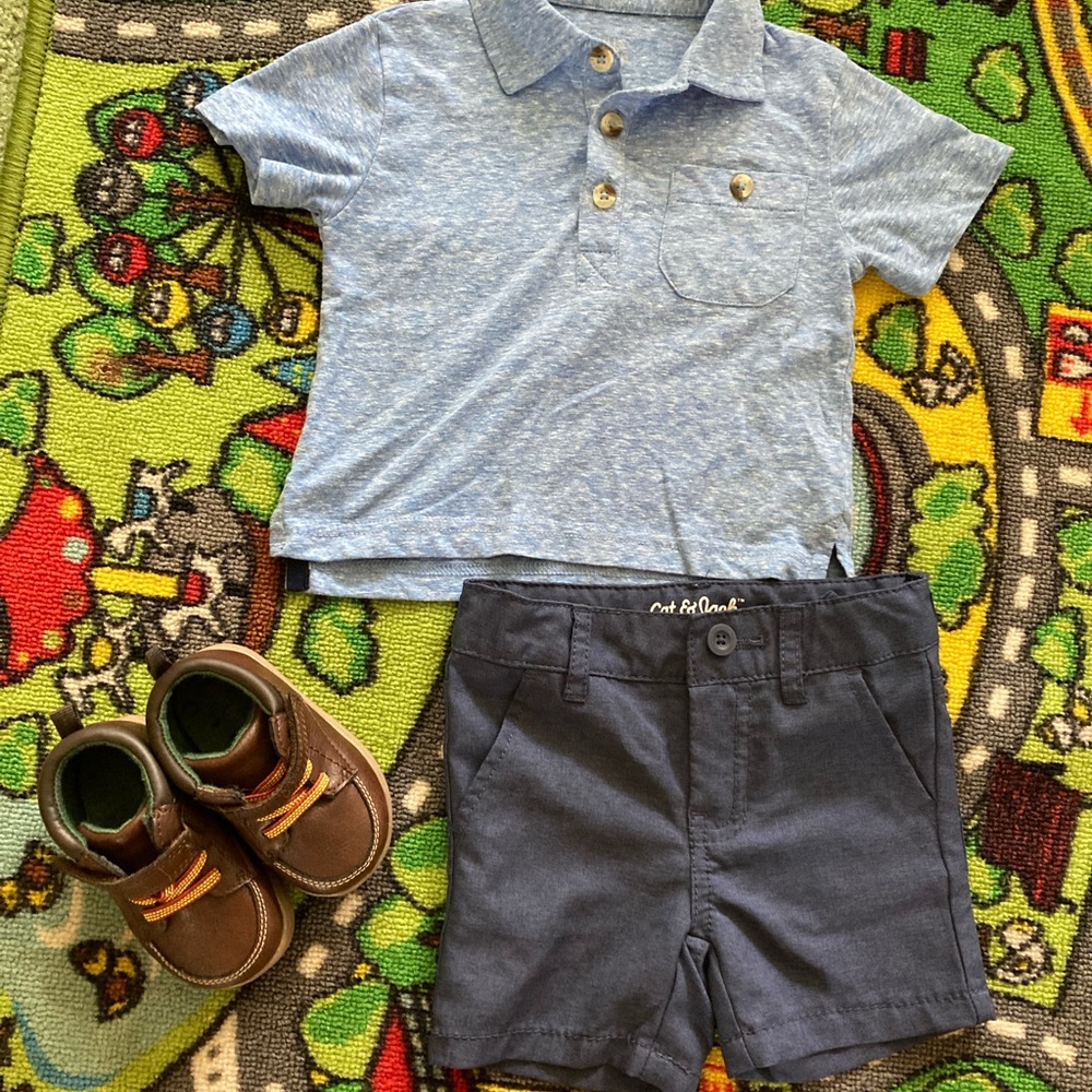 Size 12 month Gentleman’s outfit 📬SEND ANY OFFER 🖋